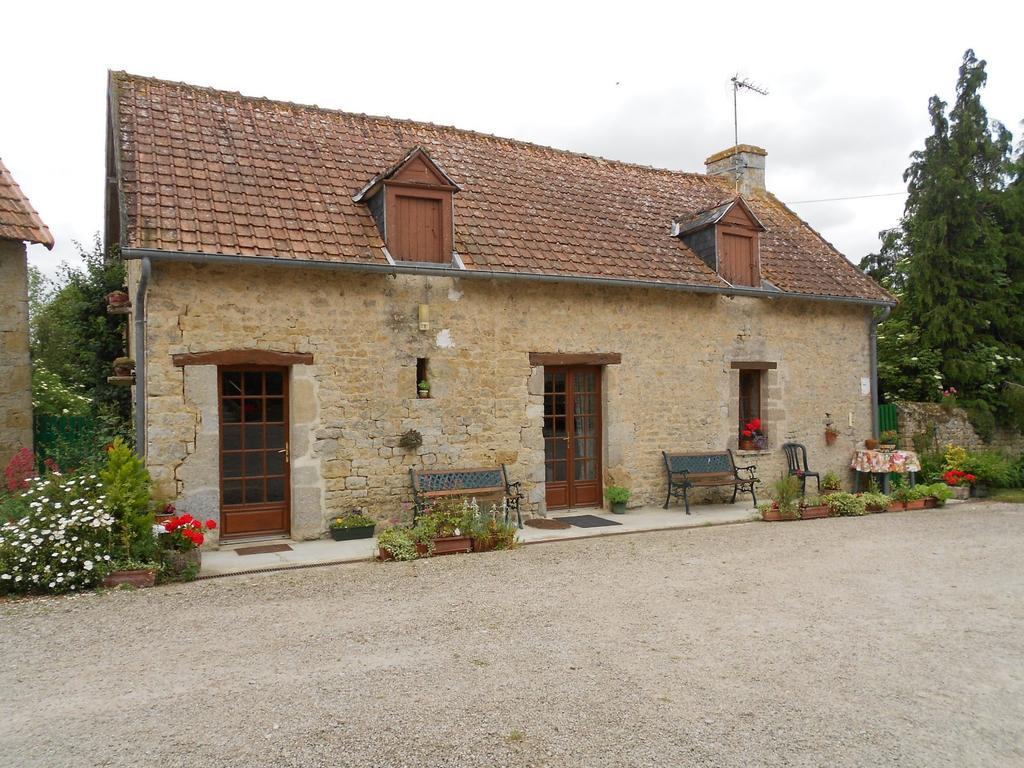 לינה וארוחת בוקר Sainte-Mère-Église Ferme Manoir La Fiere מראה חיצוני תמונה
